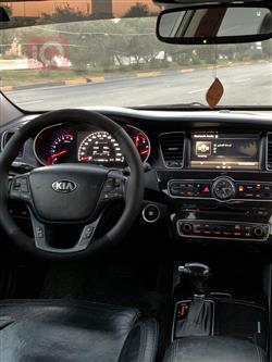 كيا كادينزا